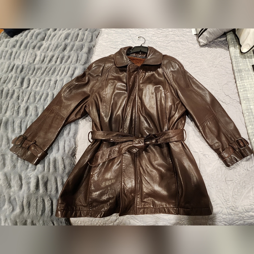Man's Genuine Leather W/Genuine Fur Removable Lining Winter Jacket